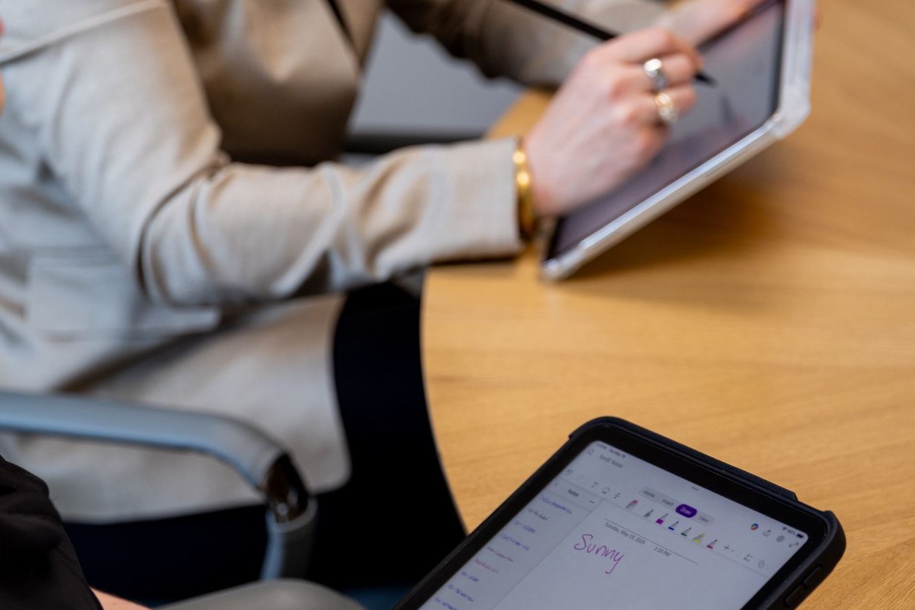 Marking up a document on a tablet